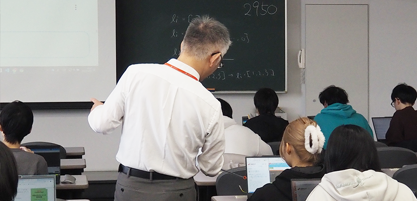 【導入事例】北海道科学大学が挑む「アクティブラーニング」プログラミング教育インタビュー写真